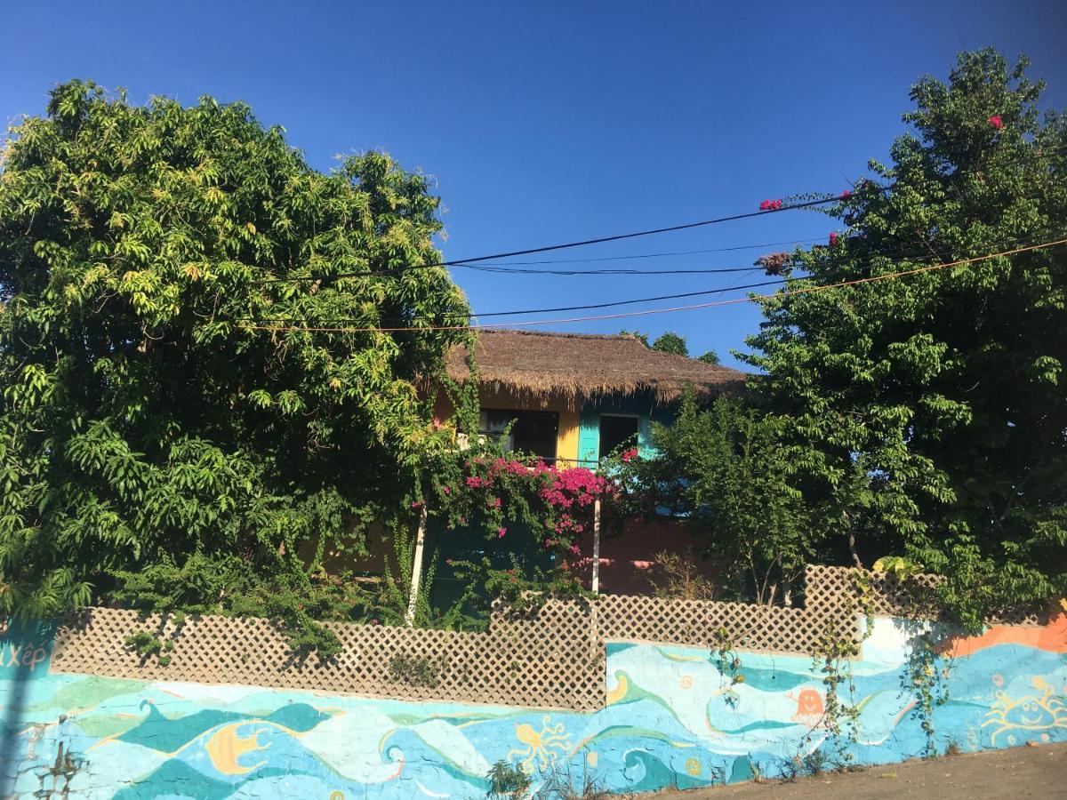 Confetti House Hotel Quy Nhon Exterior photo